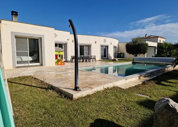 Moderne De 220m2 Avec Piscine, Sérignan